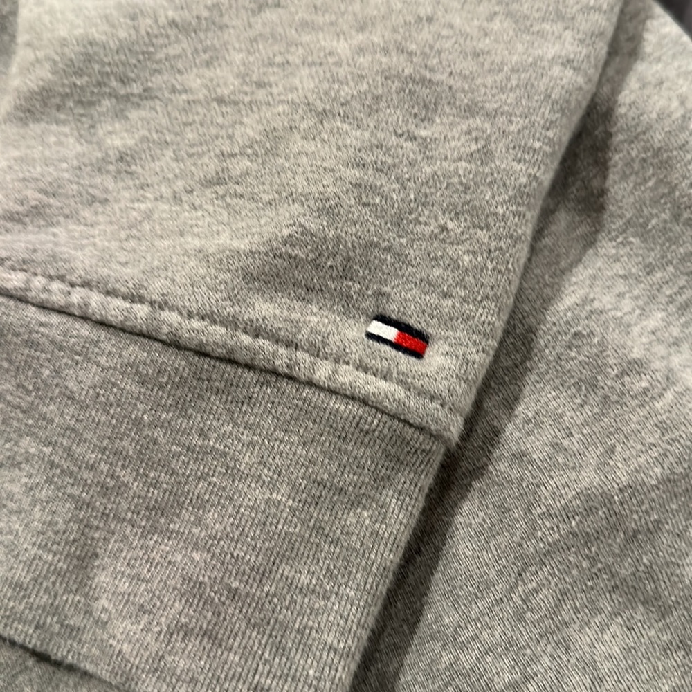Pullover - Picture 3 of 3